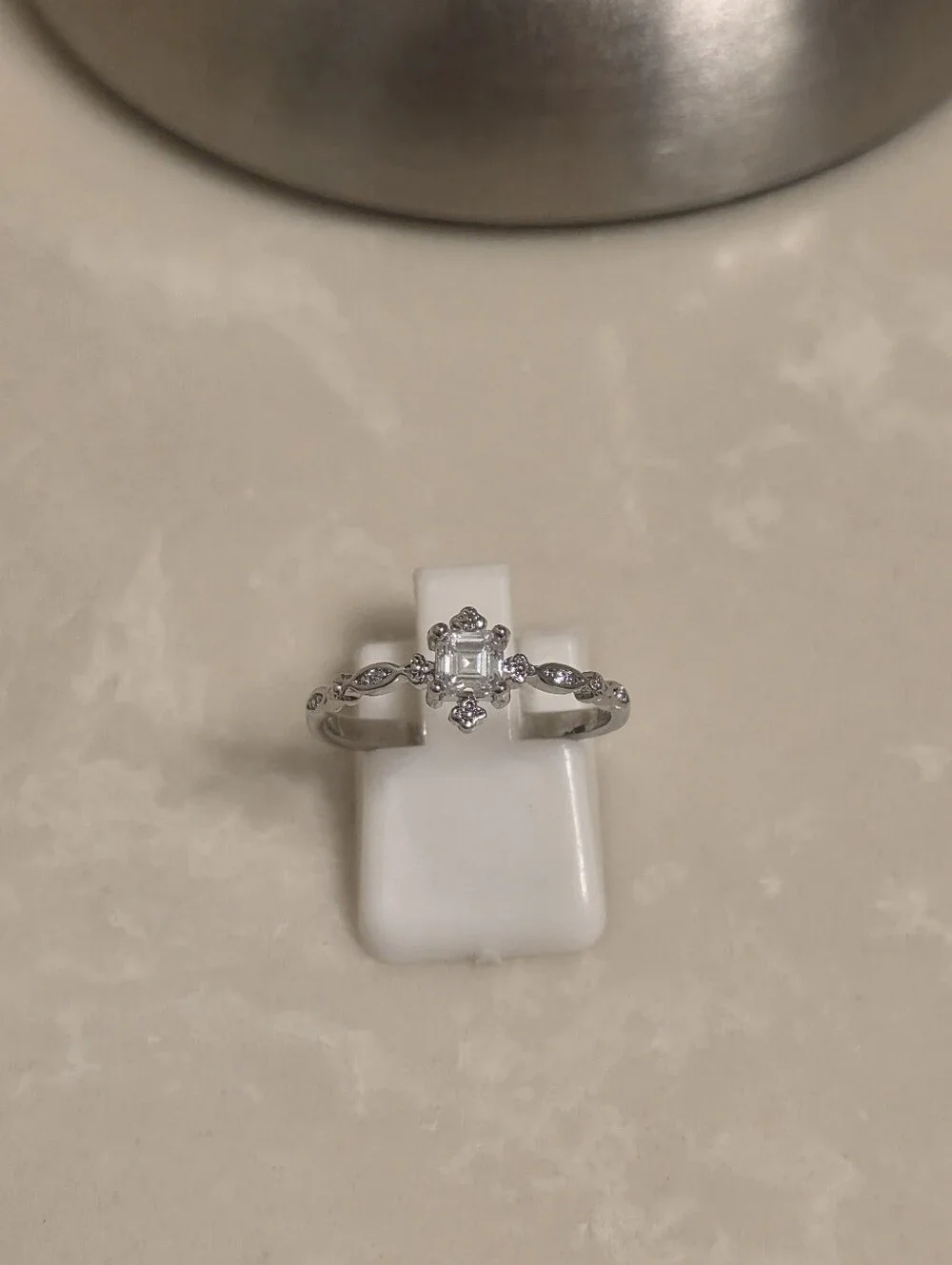 Silver CZ Antique Style Ring Size 8